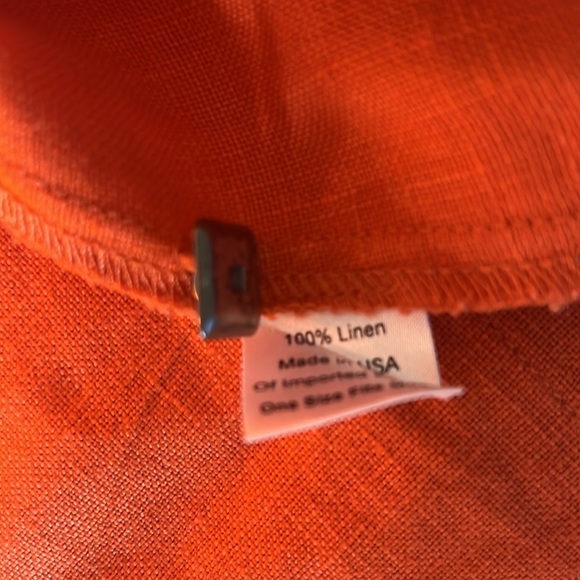 ITEMZ Chris Baumgartner Linen Button Down Asymmetrical Hem Shirt - Picture 9 of 11